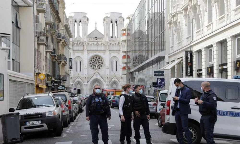 Γερμανικός Τύπος για επίθεση στη Νίκαια: Η Γαλλία στο στόχαστρο φανατικών δολοφόνων